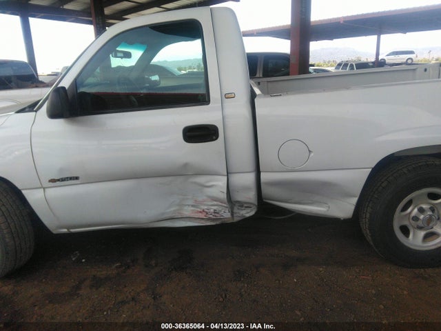 2001 CHEVROLET SILVERADO 1500 VIN: 1GCEC14W81Z203328