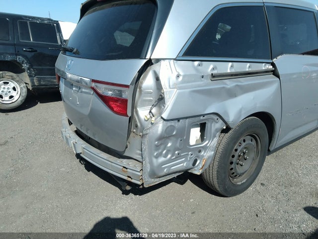 2011 HONDA ODYSSEY LX VIN: 5FNRL5H28BB090939