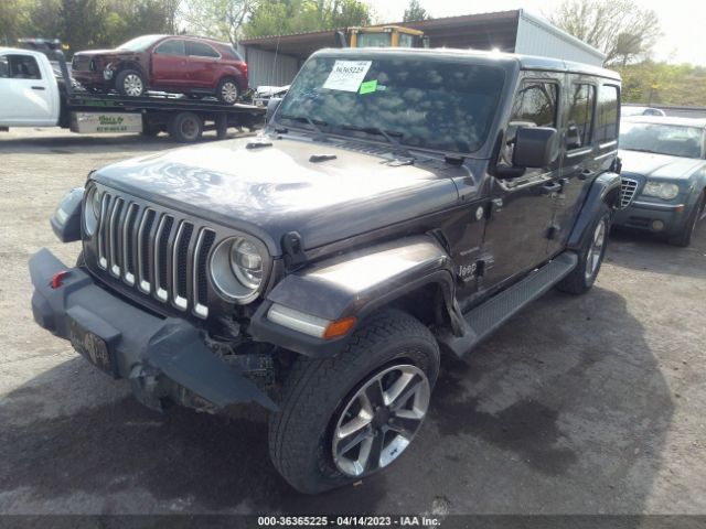 1C4HJXEGXJW278739 Jeep Wrangler Unlimited Sahara