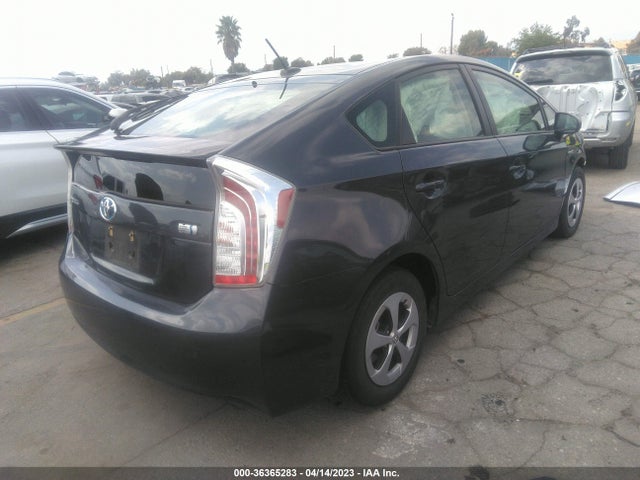 Toyota Prius Four 2015 JTDKN3DU4F1977413 Image 4