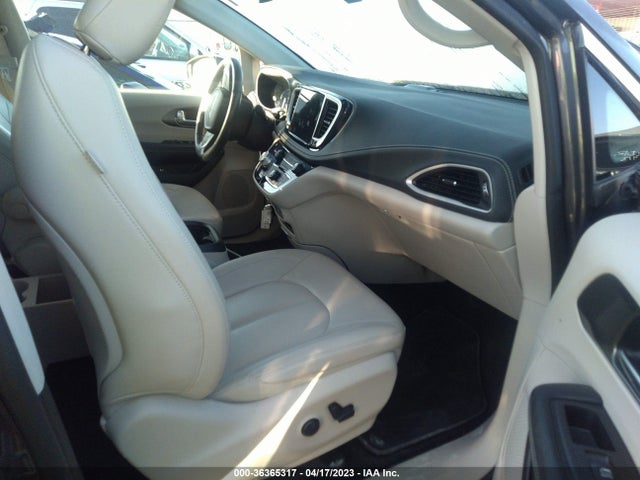 2021 Chrysler Pacifica Hybrid, VIN: 2C4RC1L71MR599161