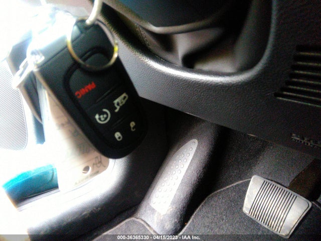 2023 Jeep Cherokee, VIN: 1C4PJMMB2PD113210