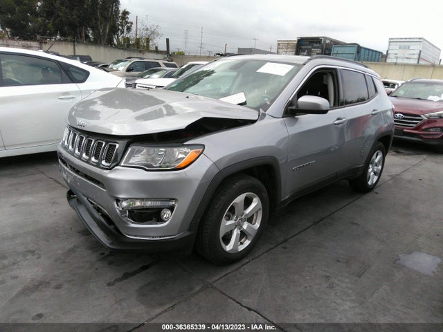 3C4NJCBB7KT844058 Jeep Compass Latitude
