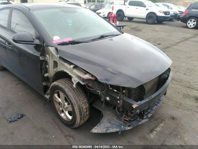 Hyundai ELANTRA SE 2017 KMHD74LF6HU118090 Image 8