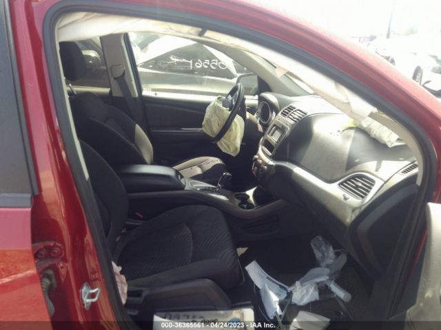 3C4PDCAB3JT447639 Dodge JOURNEY SE