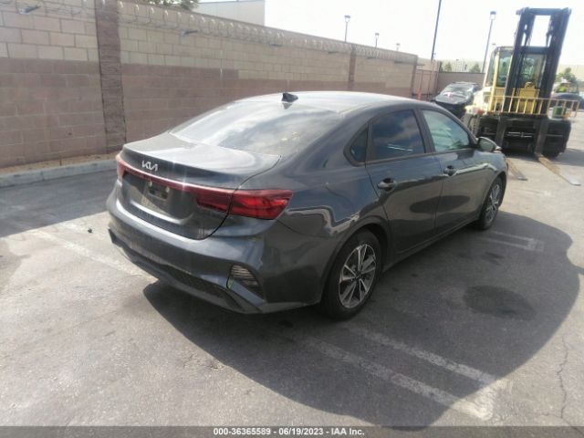 3KPF24AD2PE585615 KIA Forte Lxs