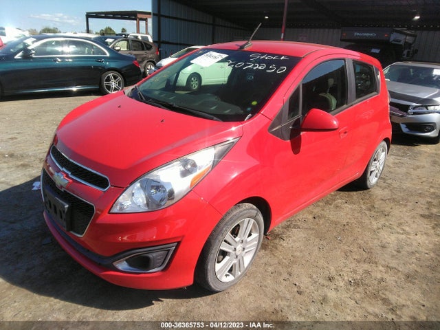 Chevrolet SPARK LS 2014 KL8CB6S90EC523670 Image 2