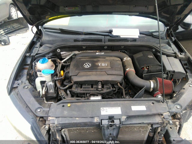 3VWD17AJ3FM296570 Volkswagen Jetta Sedan 1.8t Se