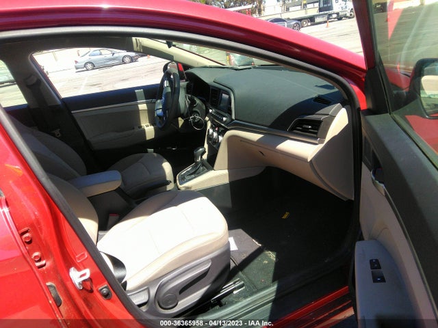 Hyundai ELANTRA SE 2019 5NPD74LF7KH423572 Image 5