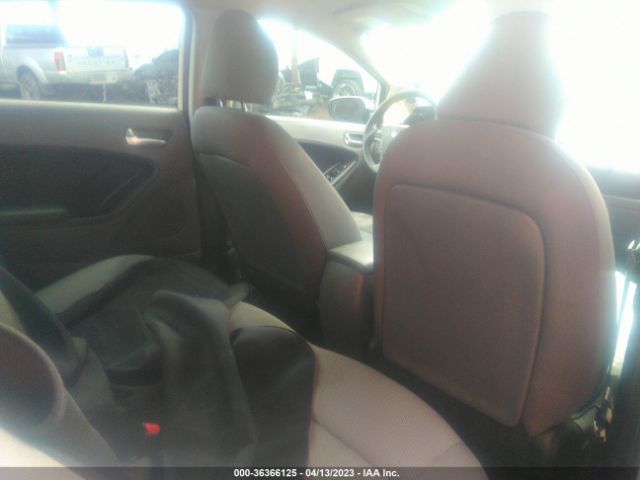 3KPFK4A79JE192924 KIA FORTE LX