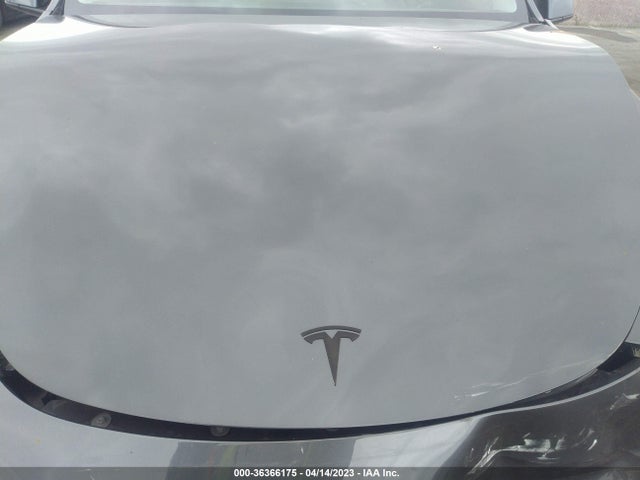 Tesla Model Y Long Range 2021 5YJYGDEE2MF282322 Image 10