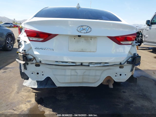 Hyundai Elantra Value Edition 2018 5NPD84LF2JH386989 Image 8
