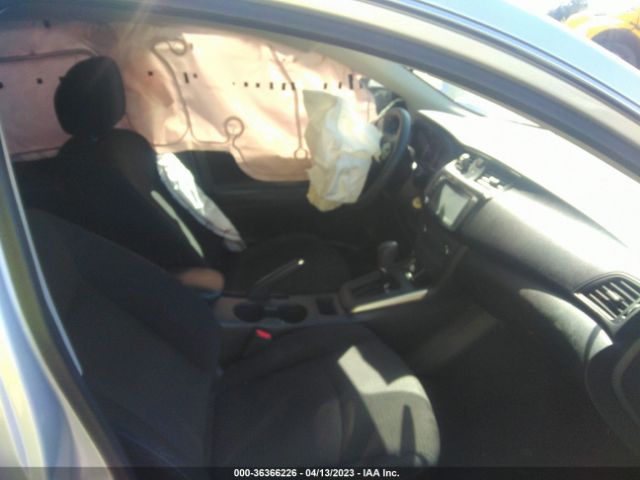 3N1AB7AP1KY273558 Nissan SENTRA S
