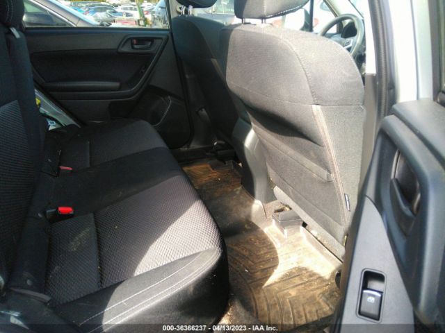 JF2SJAGC6JH497202 Subaru Forester Premium