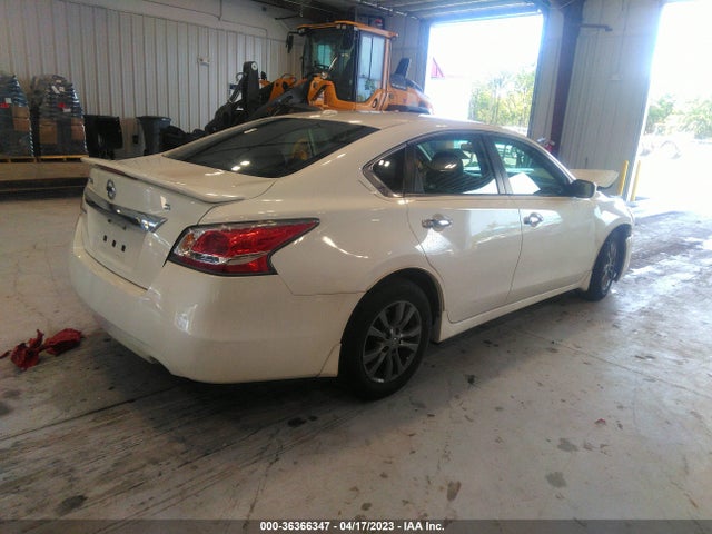 2015 NISSAN ALTIMA 2.5 S VIN: 1N4AL3AP7FN359730