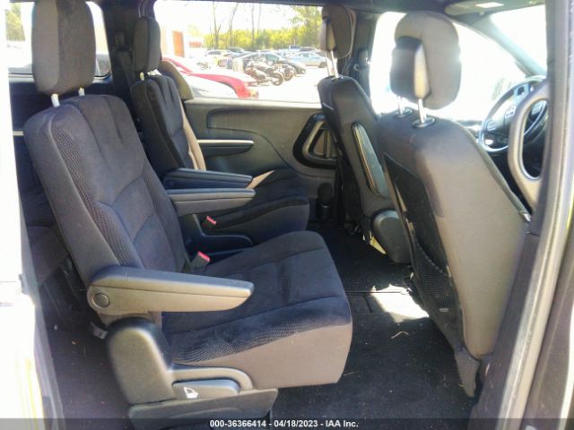 2C4RDGBG9KR558775 Dodge Grand Caravan Se Plus