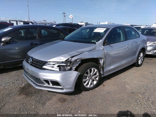3VWD17AJ9FM409213 Volkswagen Jetta Sedan 1.8t Se