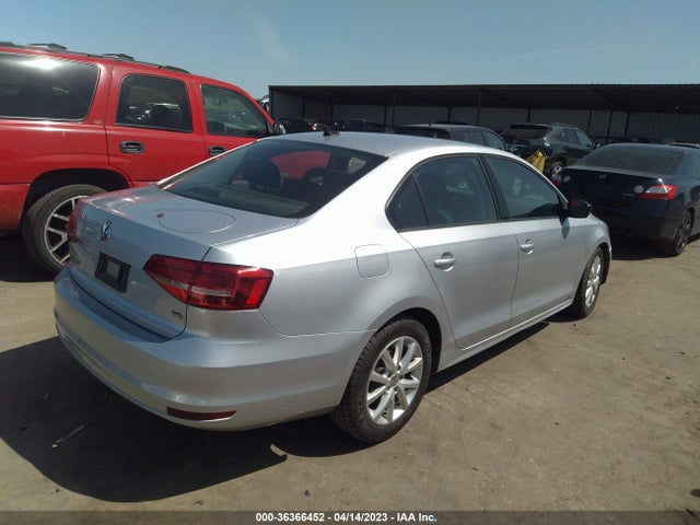 3VWD17AJ9FM409213 Volkswagen Jetta Sedan 1.8t Se