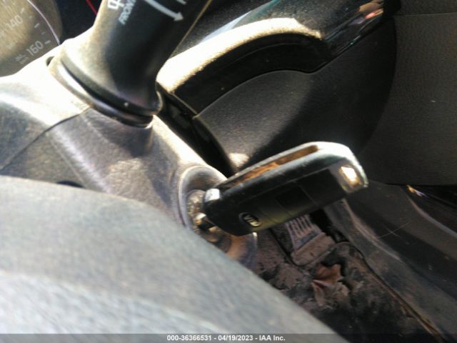 5XYKTDA74FG600669 KIA SORENTO LX