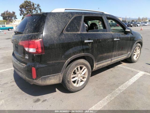 5XYKTDA74FG600669 KIA SORENTO LX