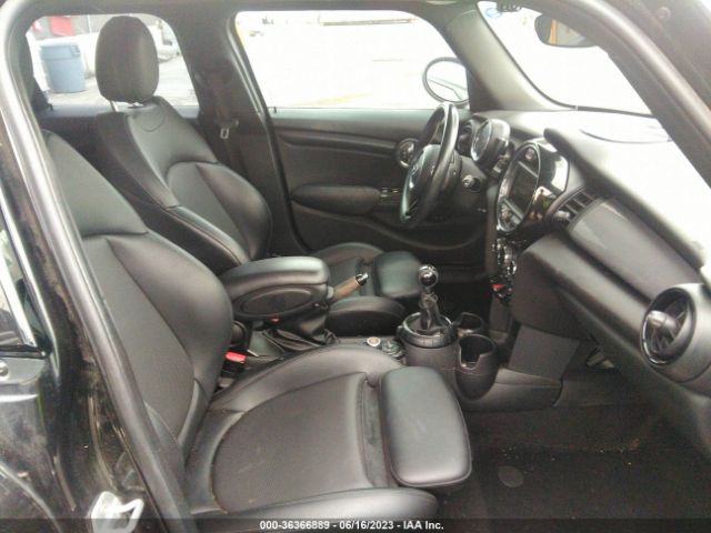 WMWXU1C51G2D57797 Mini COOPER HARDTOP 4 DOOR