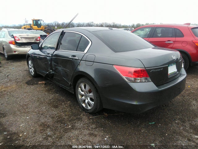 2010 HONDA ACCORD SDN EX-L VIN: 1HGCP2F83AA051748