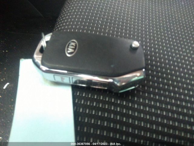 3KPF24AD9KE106793 KIA Forte Lxs