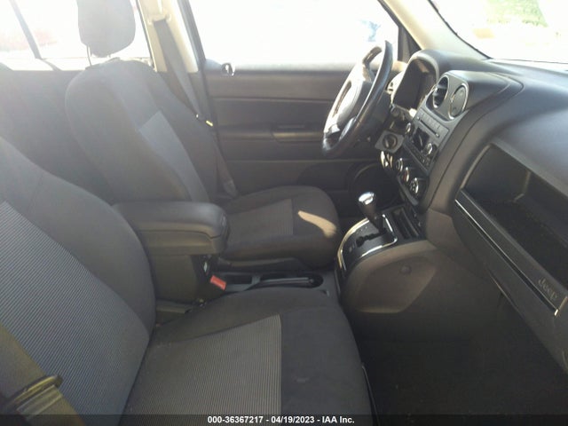 Jeep Patriot Latitude 2016 1C4NJPFA3GD795978 Image 6