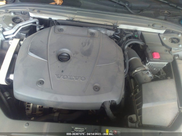 2020 Volvo V60, VIN: YV4102WK9L1034782