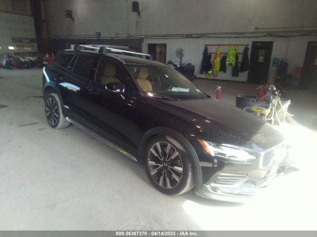 2020 Volvo V60, VIN: YV4102WK9L1034782