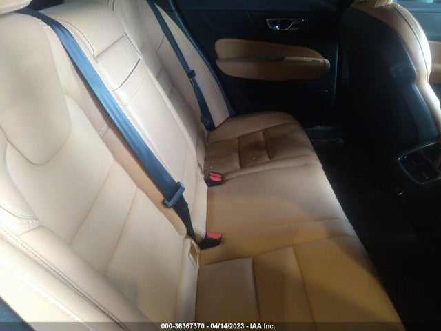 2020 Volvo V60, VIN: YV4102WK9L1034782