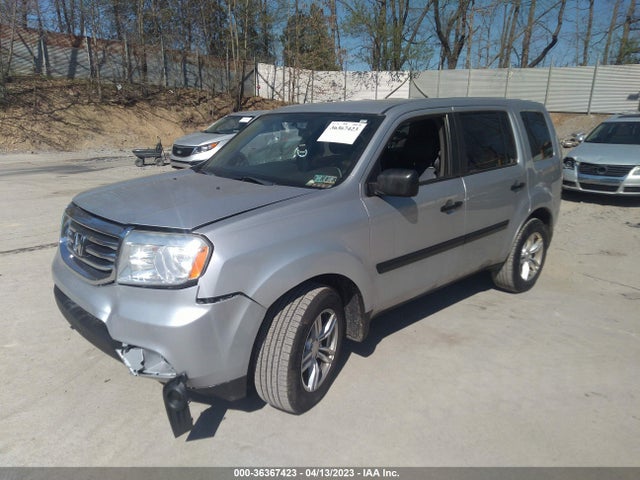 2015 HONDA PILOT LX VIN: 5FNYF4H26FB024344