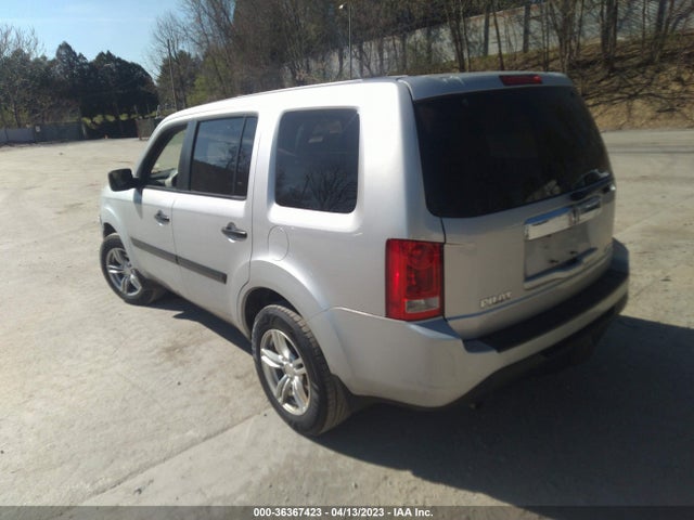 2015 HONDA PILOT LX VIN: 5FNYF4H26FB024344