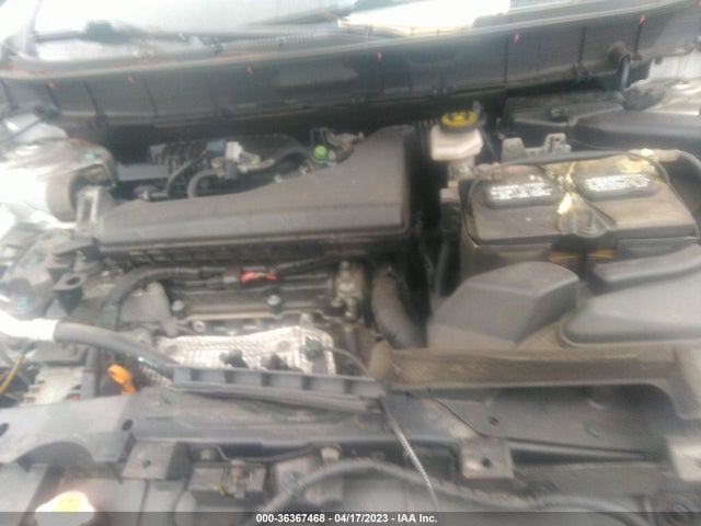 2015 NISSAN ROGUE SV VIN: KNMAT2MT6FP519632
