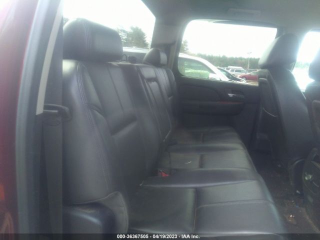 1GT121CG8EF132781 GMC Sierra 2500hd Slt