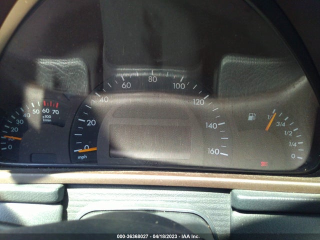 2002 MERCEDES-BENZ C CLASS VIN: WDBRF64J62F253351