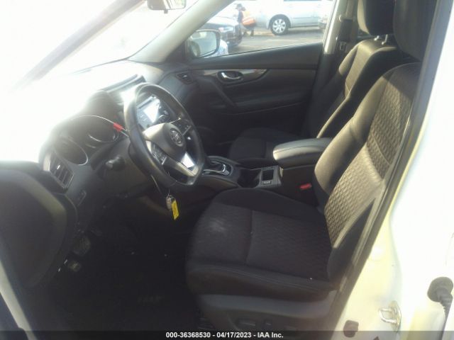 KNMAT2MV3HP616808 Nissan ROGUE SV
