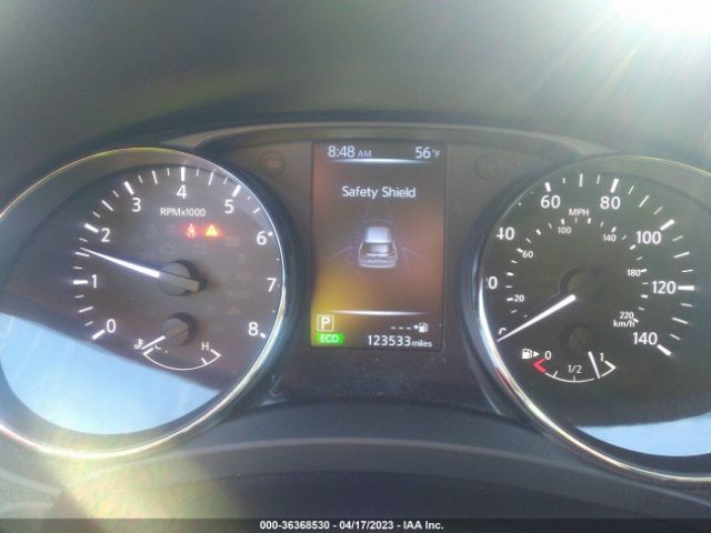 KNMAT2MV3HP616808 Nissan ROGUE SV