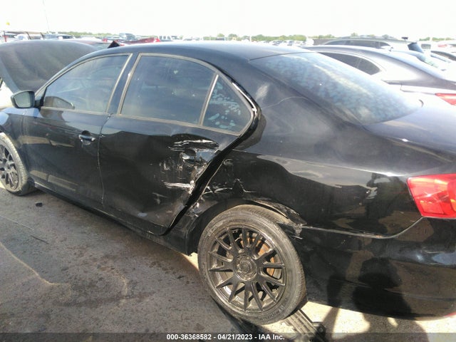 3VW2K7AJ1EM379708 Volkswagen Jetta Sedan S