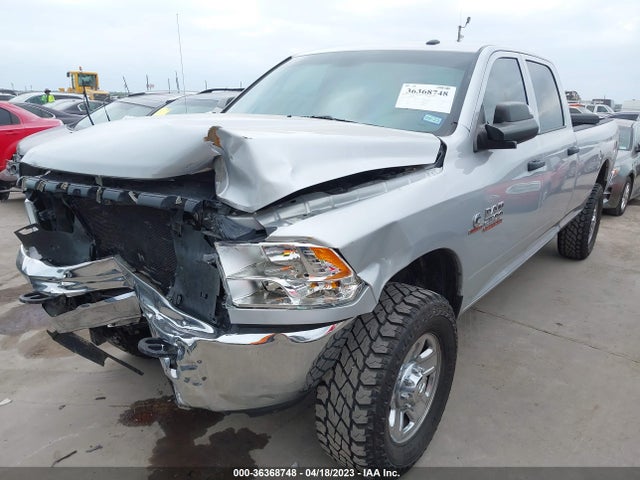 RAM 2500 Tradesman 2017 3C6UR5HL0HG606867 Image 2