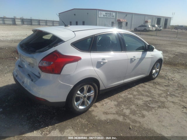 Ford FOCUS SE 2014 1FADP3K20EL278695 Image 5