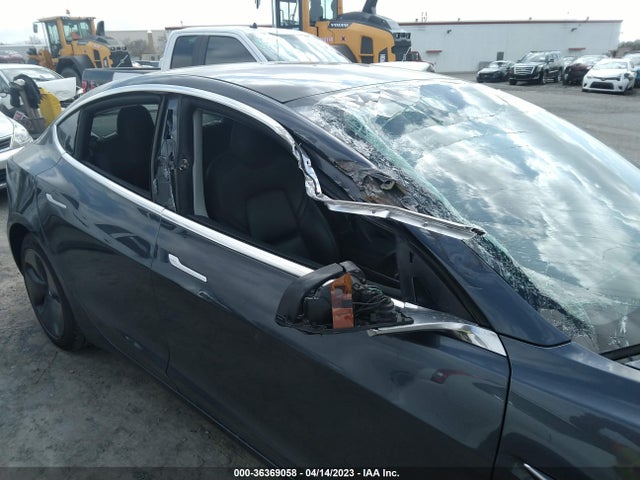 Tesla Model 3 Range 2019 5YJ3E1EA9KF396388 Image 7