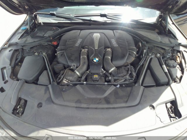 WBA7F0C58GGL99985 BMW 7 Series 750i