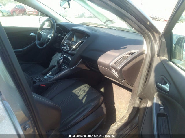 Ford Focus Titanium 2014 1FADP3J26EL197993 Image 6