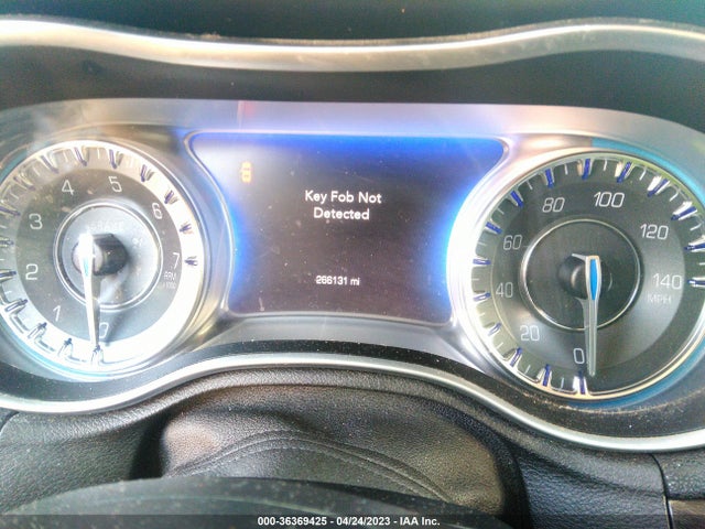 Chrysler 300 Limited 2015 2C3CCARG4FH842553 Image 7