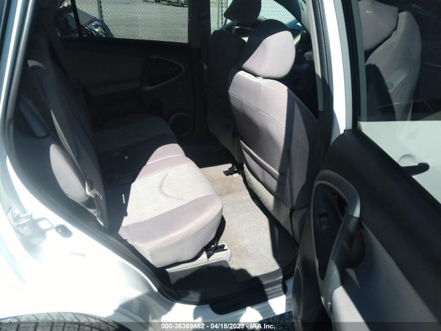 2006 TOYOTA RAV4 BASE VIN: JTMZD33V365003376