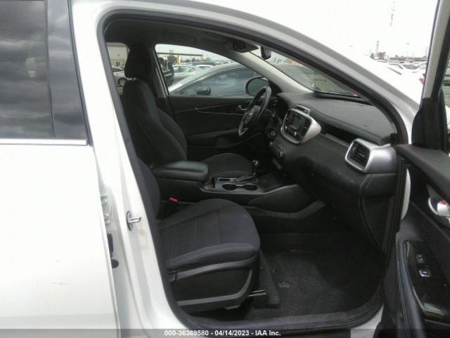 5XYPGDA58GG177833 KIA SORENTO LX