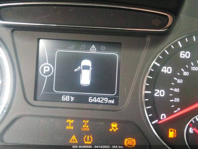 5XYPGDA58GG177833 KIA SORENTO LX