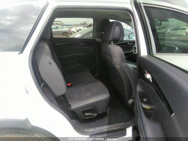 5XYPGDA58GG177833 KIA SORENTO LX