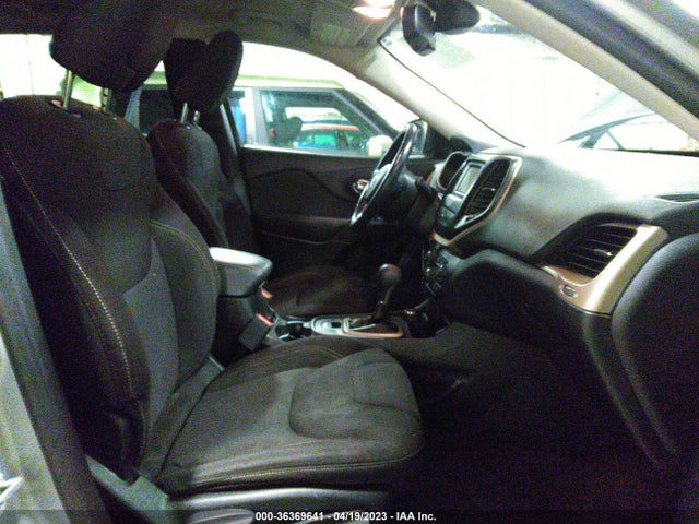 Продаж на аукціоні авто 2017 Jeep Cherokee Latitude, vin: 1C4PJMCB1HW529174, номер лоту: 36369641